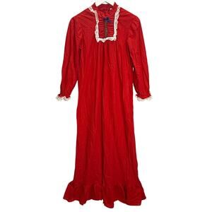 Vintage Jennifer Dale Red Fleece Nightgown Long Sleeve Size 11/M Union Made Lace